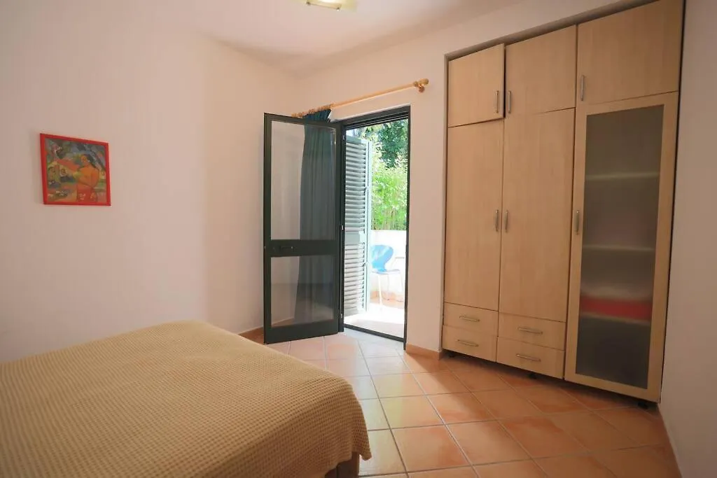 Pines Paradise At Blue Laguna Residence Golem  Vakantiehuis